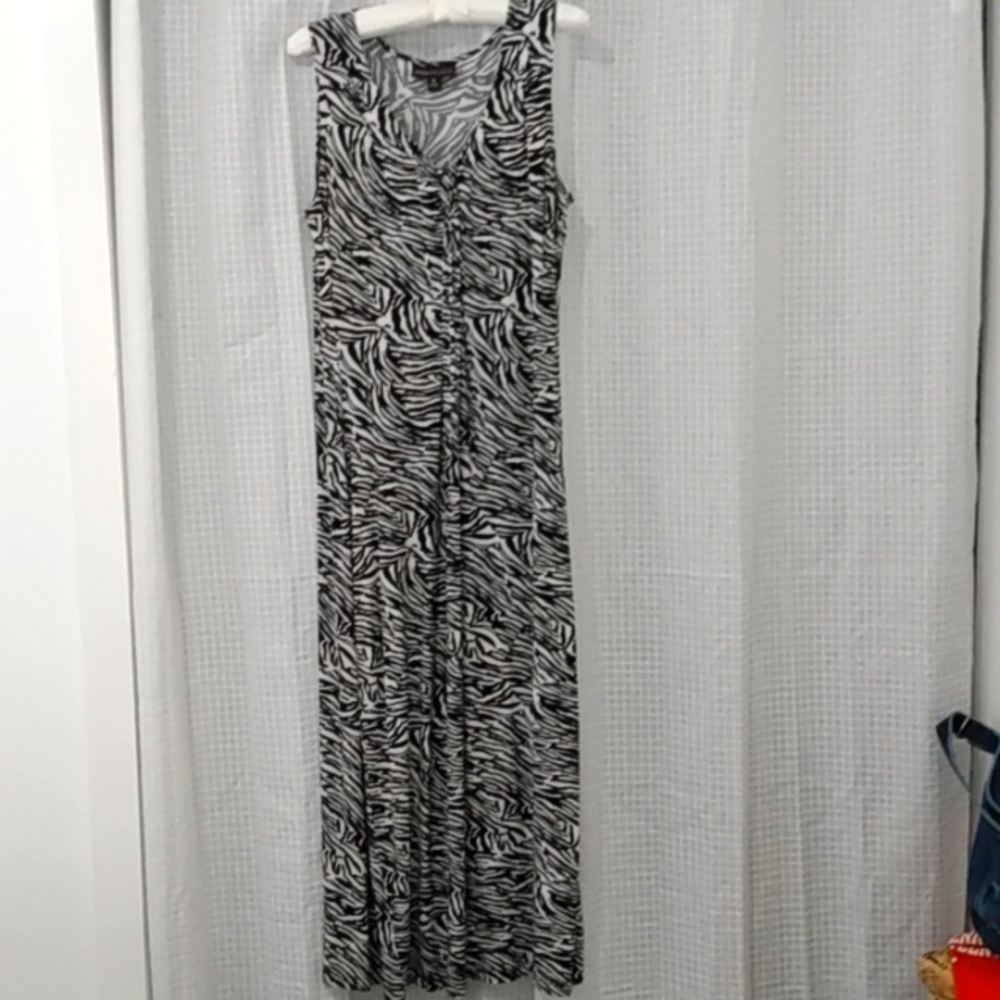 Dana Buchman animal print long dress beach worthy sz. m